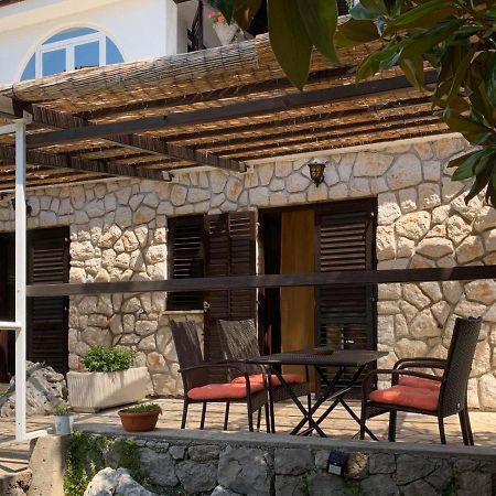 Villa Gromaca Omišalj Buitenkant foto
