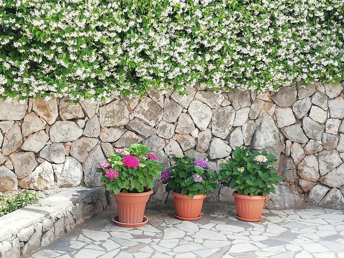 Villa Gromaca Omišalj Buitenkant foto