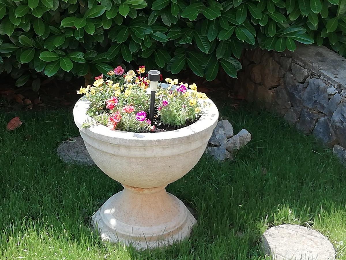 Villa Gromaca Omišalj Buitenkant foto