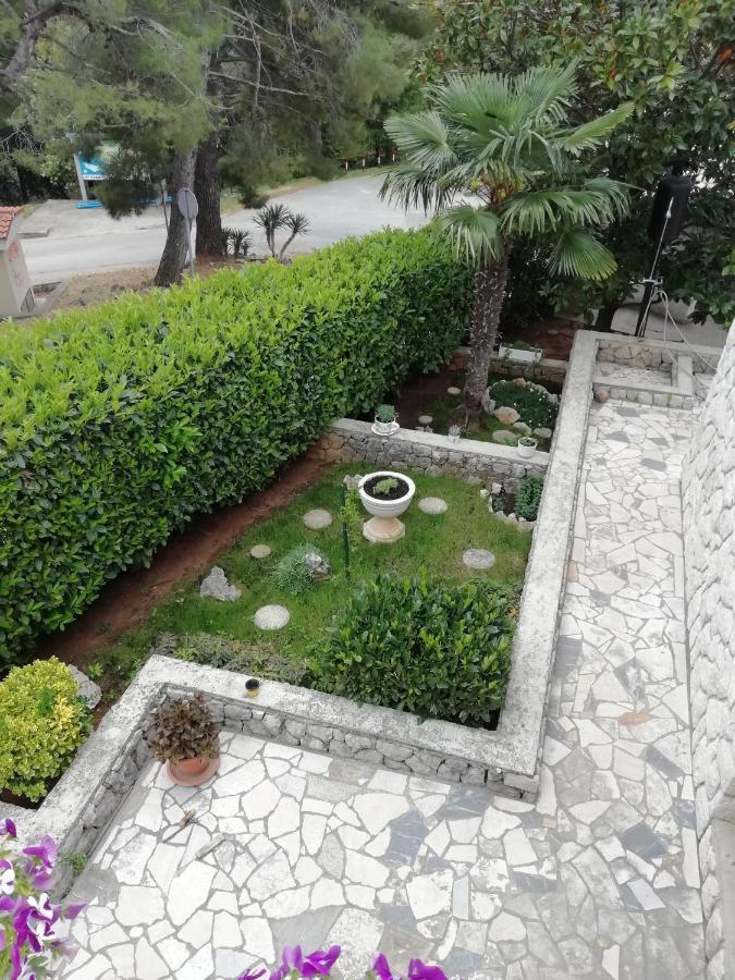 Villa Gromaca Omišalj Buitenkant foto