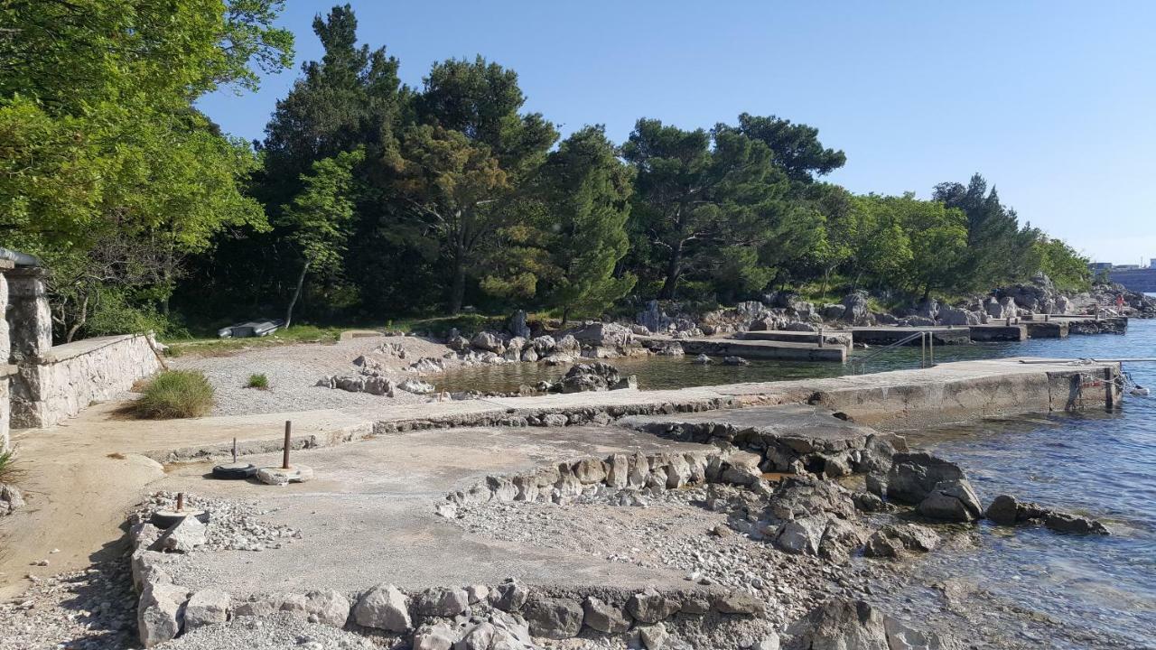 Villa Gromaca Omišalj Buitenkant foto