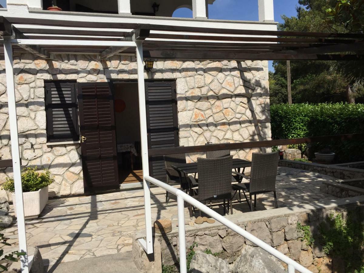 Villa Gromaca Omišalj Buitenkant foto
